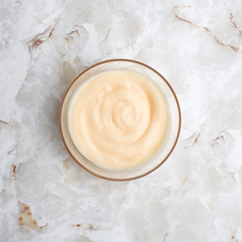 Hemp Hot Cream in a bowl